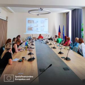 Všichni táhneme za jeden provaz anebo bez kampaní to nejde - Ilustrační obrázek